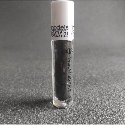 Жидкие тени-металлик Models Own Metal Liquid Eyeshadow 1970762 фото