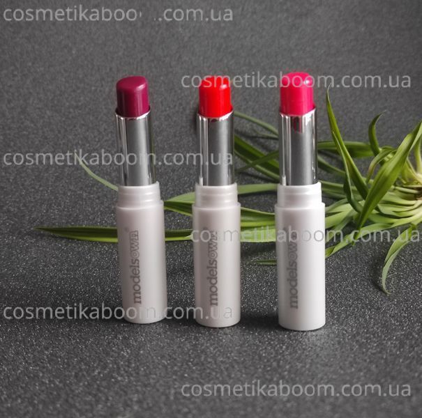 Помада-бальзам для губ Models Own Lip Lush Tint Balm 3074450 фото Помада-бальзам для губ Models Own Lip Lush Tint Balm 3074450 фото