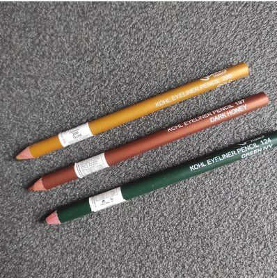 Олівці для очей Sleek Eyeliner pencil kohl  3290480 фото