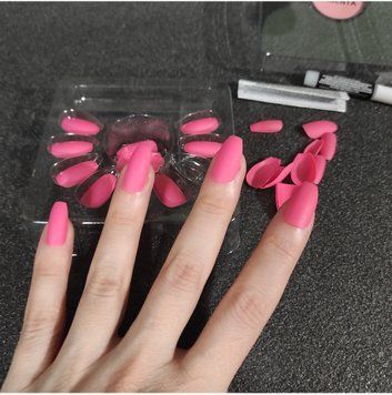 Накладні нігті із клеєм Technic Cosmetics False Nails Almond "Matte Magenta" 8816688 фото