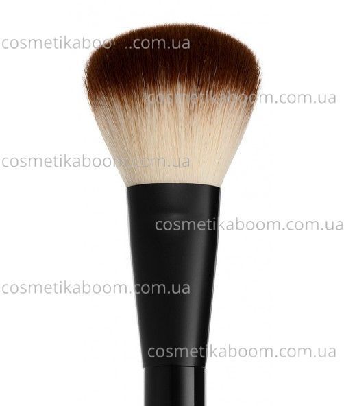 Кисть для нанесения пудры NYX Pro Powder Brush 838454 фото Кисть для нанесения пудры NYX Pro Powder Brush 838454 фото